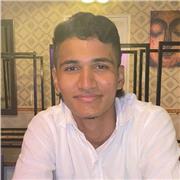 Profesor de apoyo escolar de niños